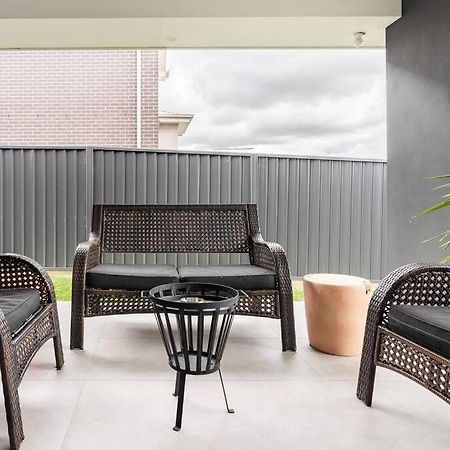 Narellan Neat 4 Bedroom In Catherine Fields מראה חיצוני תמונה