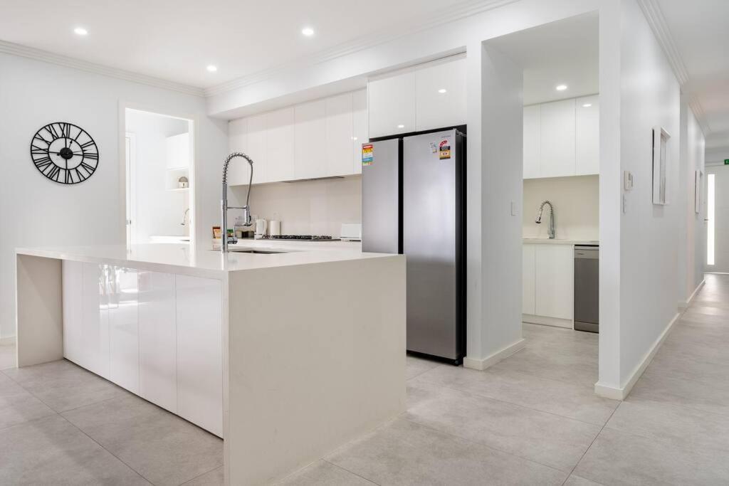 Narellan Neat 4 Bedroom In Catherine Fields מראה חיצוני תמונה