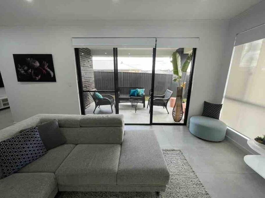 Narellan Neat 4 Bedroom In Catherine Fields מראה חיצוני תמונה